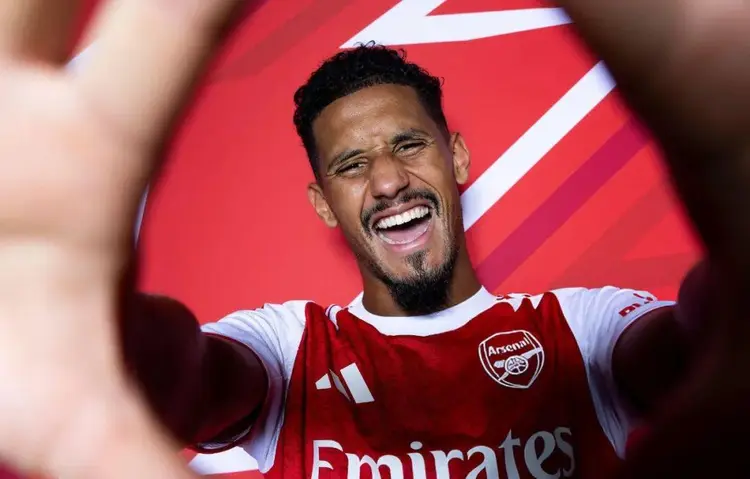 阿森纳新季获赞誉，球员表现亮眼